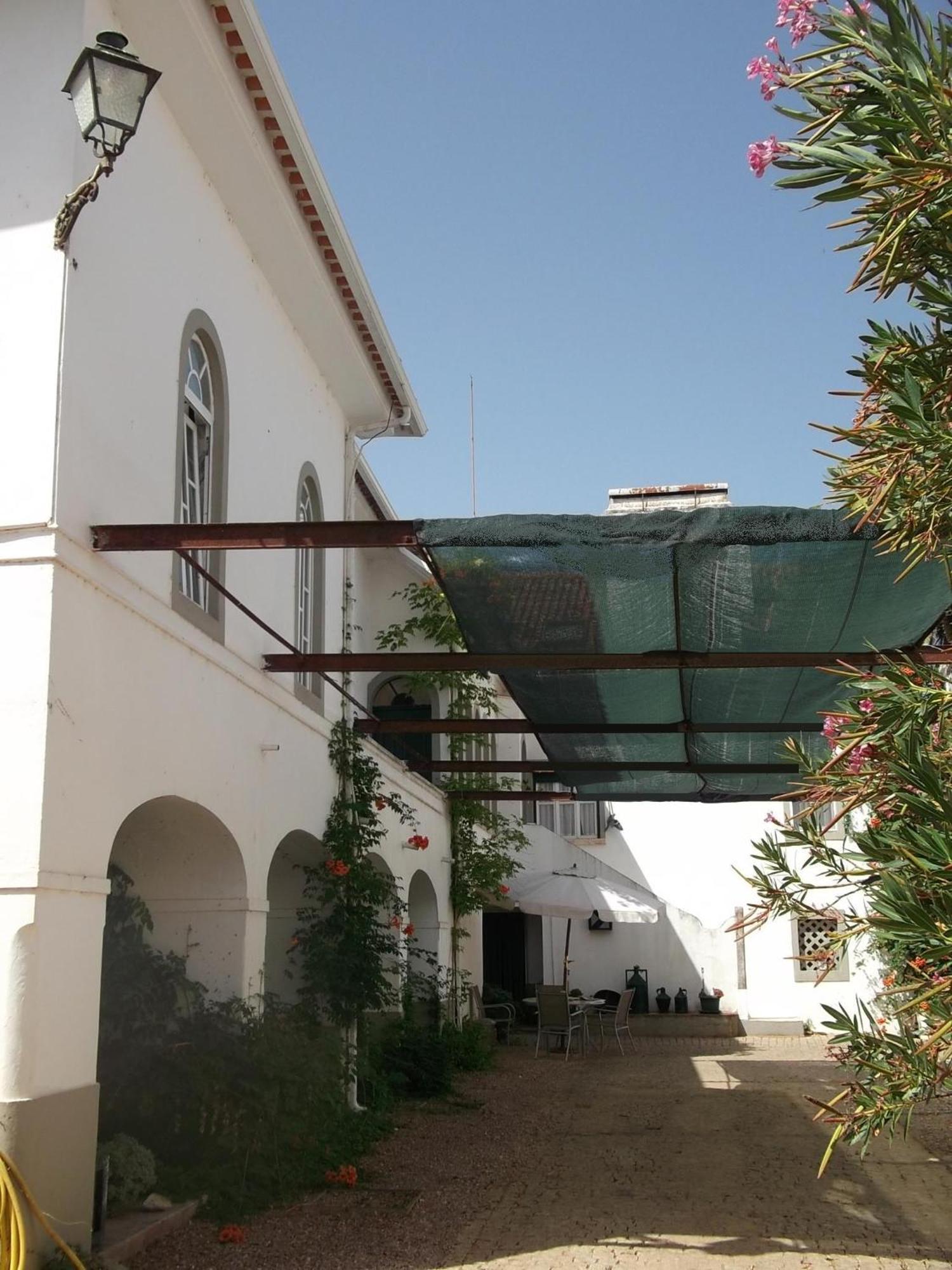Pateo Do Morgado - Turismo De Habitacao Bed & Breakfast Casa Branca Екстериор снимка
